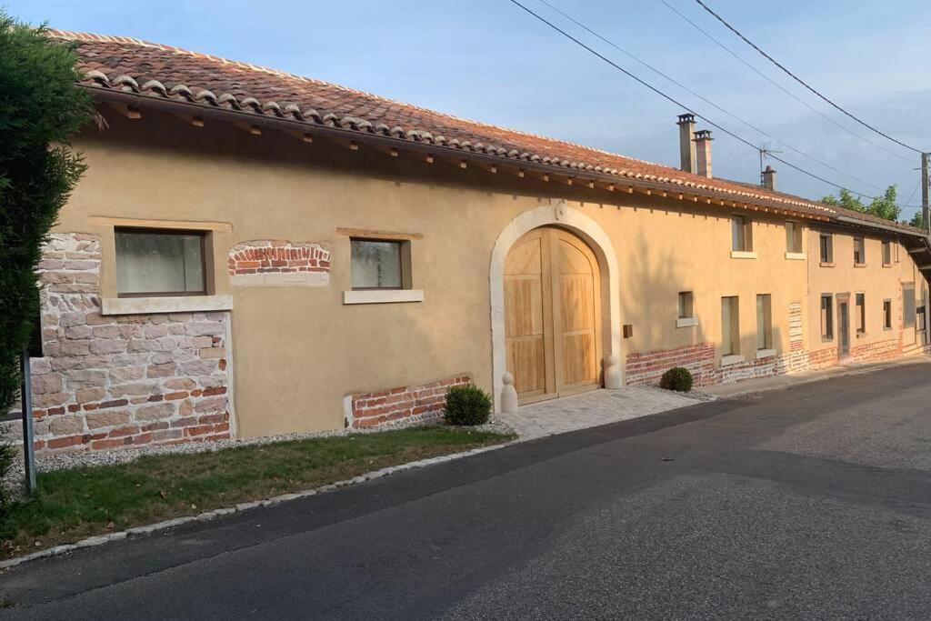 Ancien Haras Refait A Neuf A 3 Km De Vonnas Villa Buitenkant foto