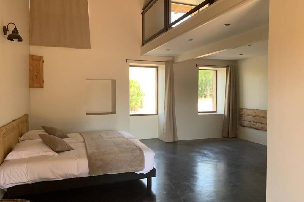 Ancien Haras Refait A Neuf A 3 Km De Vonnas Villa Buitenkant foto
